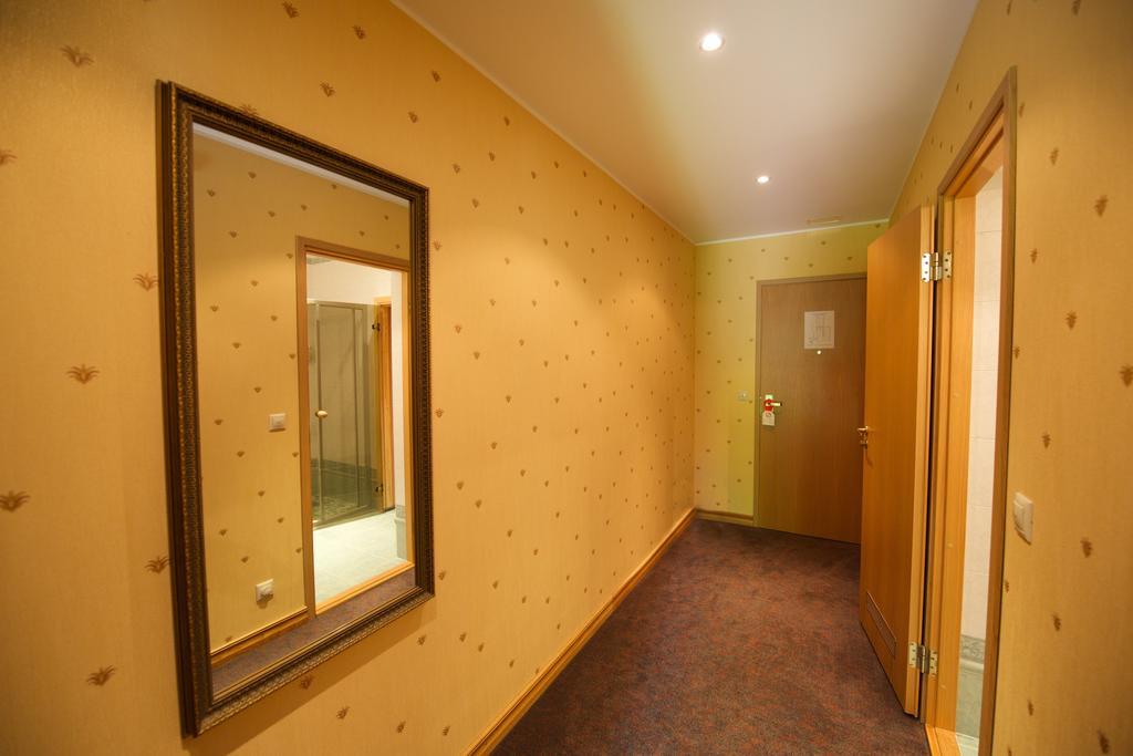 Villa Hotel Theresa Rakvere Quarto foto