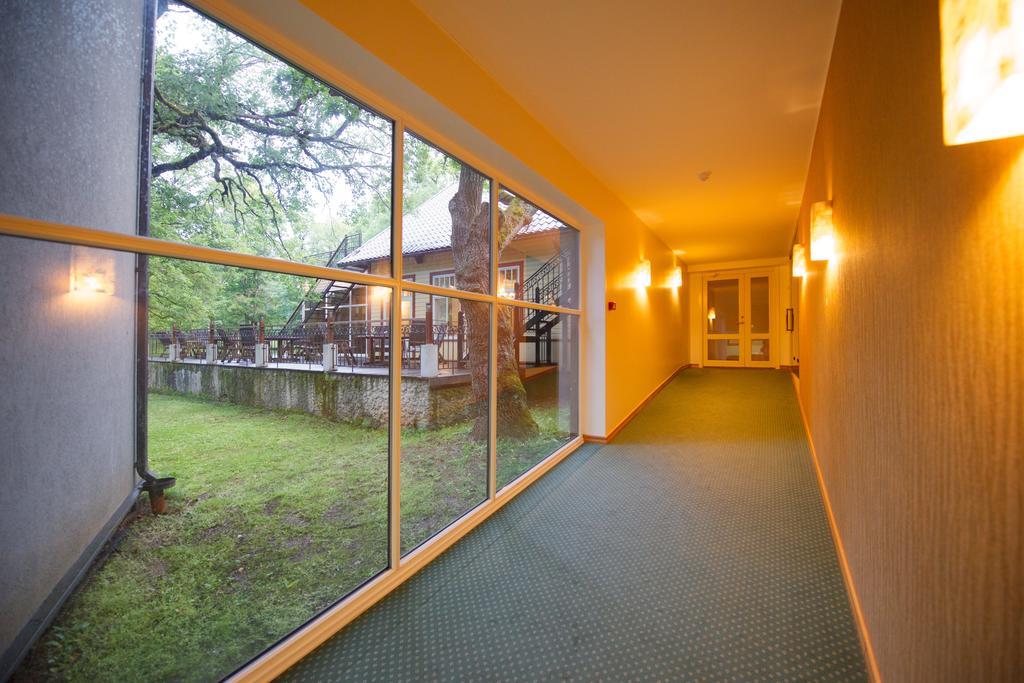 Villa Hotel Theresa Rakvere Exterior foto